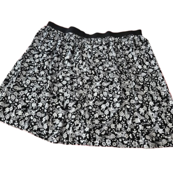 Joe Fresh Dresses & Skirts - Joe Fresh Skirt Very cool, flowy & stretchy at waist